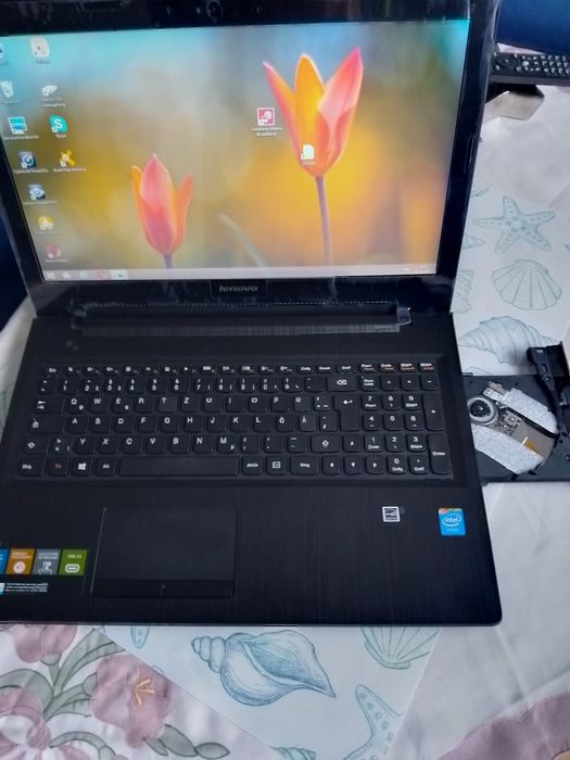 Laptop Lenovo idealny