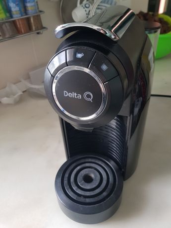 Máquina de café capsulas DeltaQ