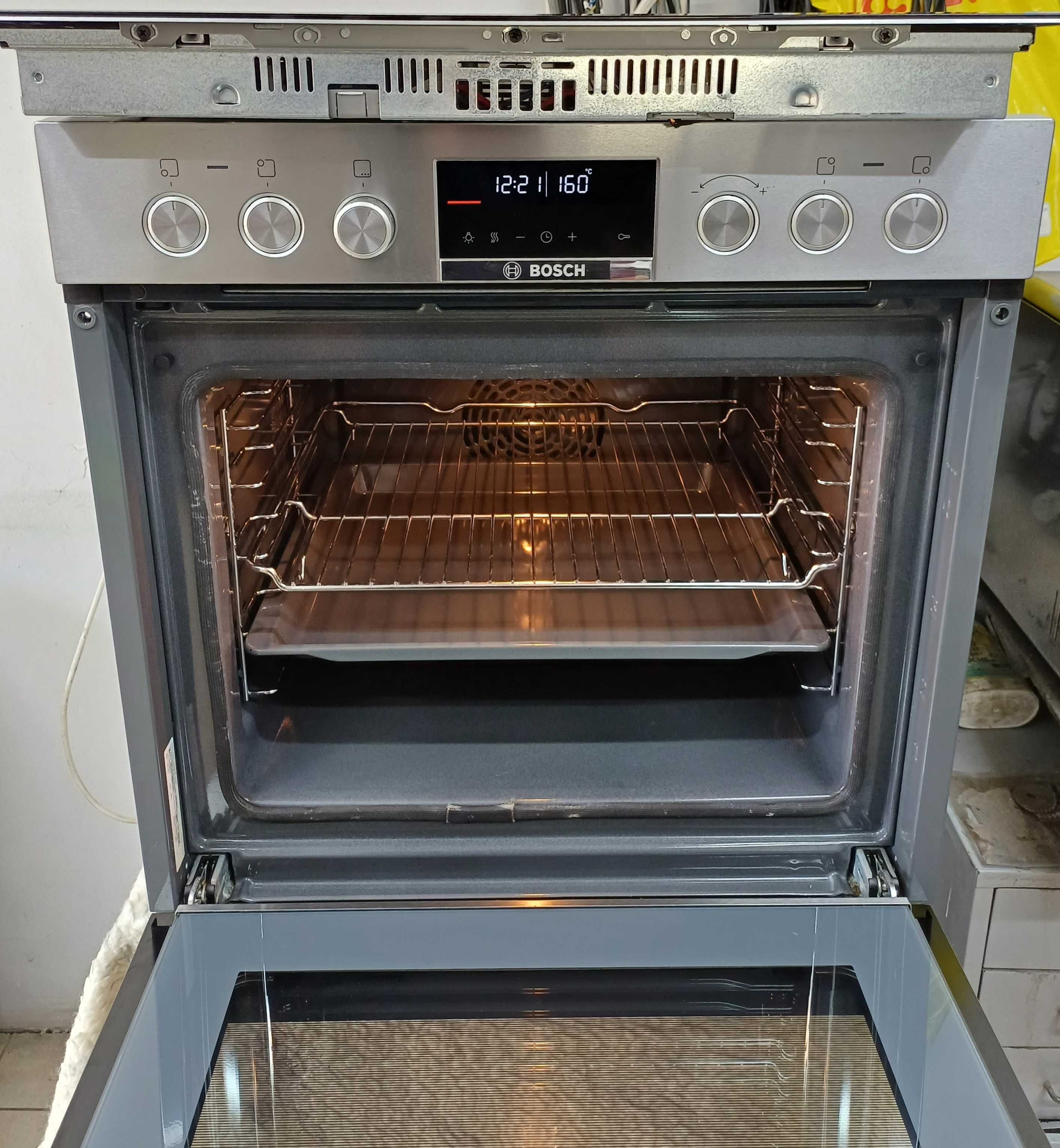 Встраиваемая духовка с индукционной поверхностью Бош Bosch HEA578BS1