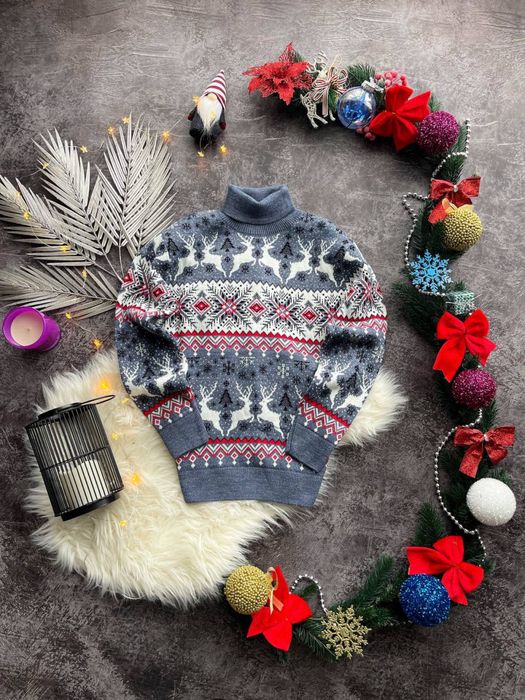 Світер з оленями Новорічний світер