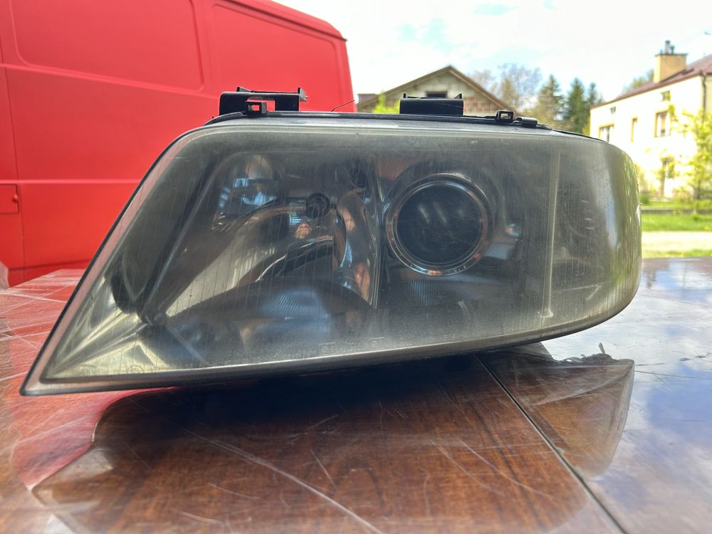 Lampa audi A6 C5 półlift Xenon