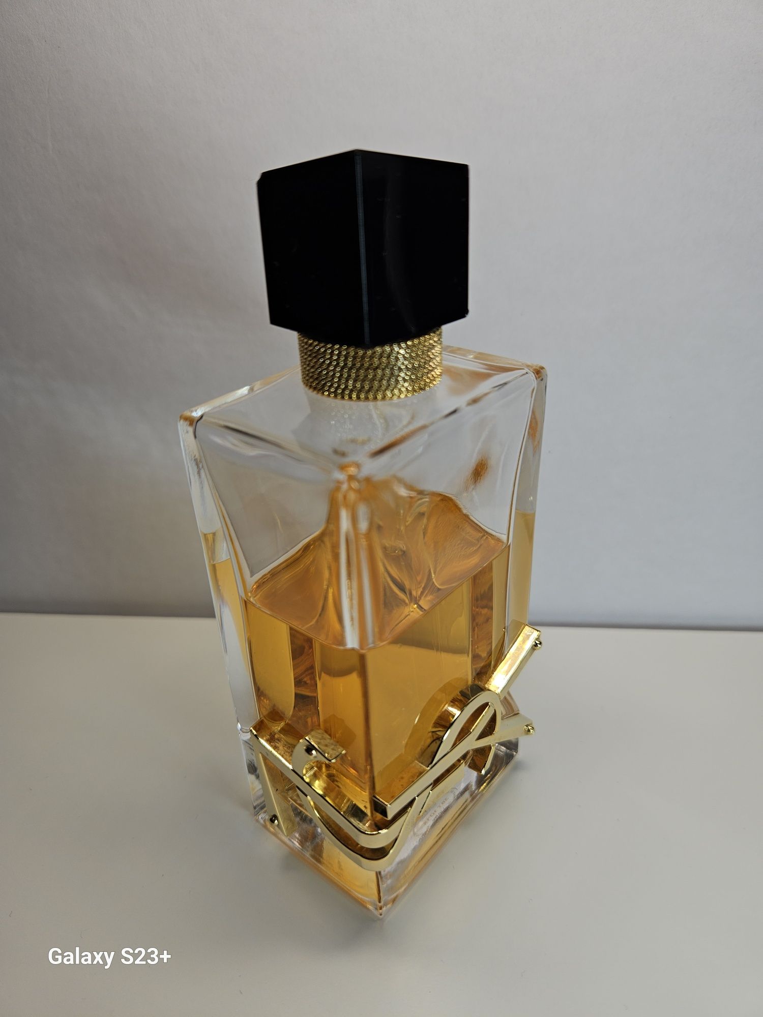 Perfumy LIBRE Yves Saint Laurent 90ml. Zostało 50-60ml