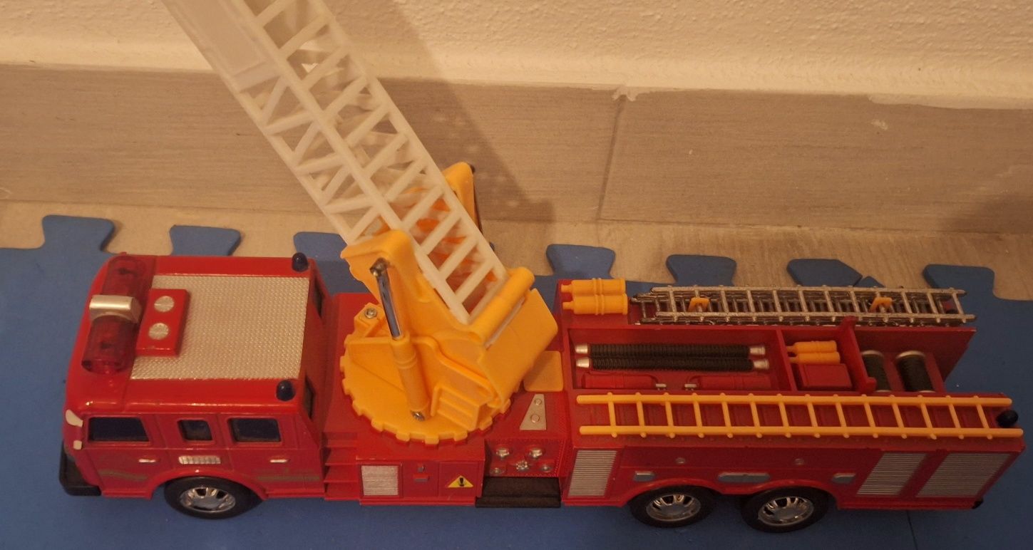 Brinquedo Camião Bombeiros com Escada