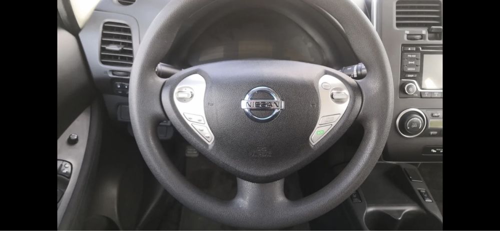 Терміново! Nissan Leaf 24kw 12.2015 вартий уваги