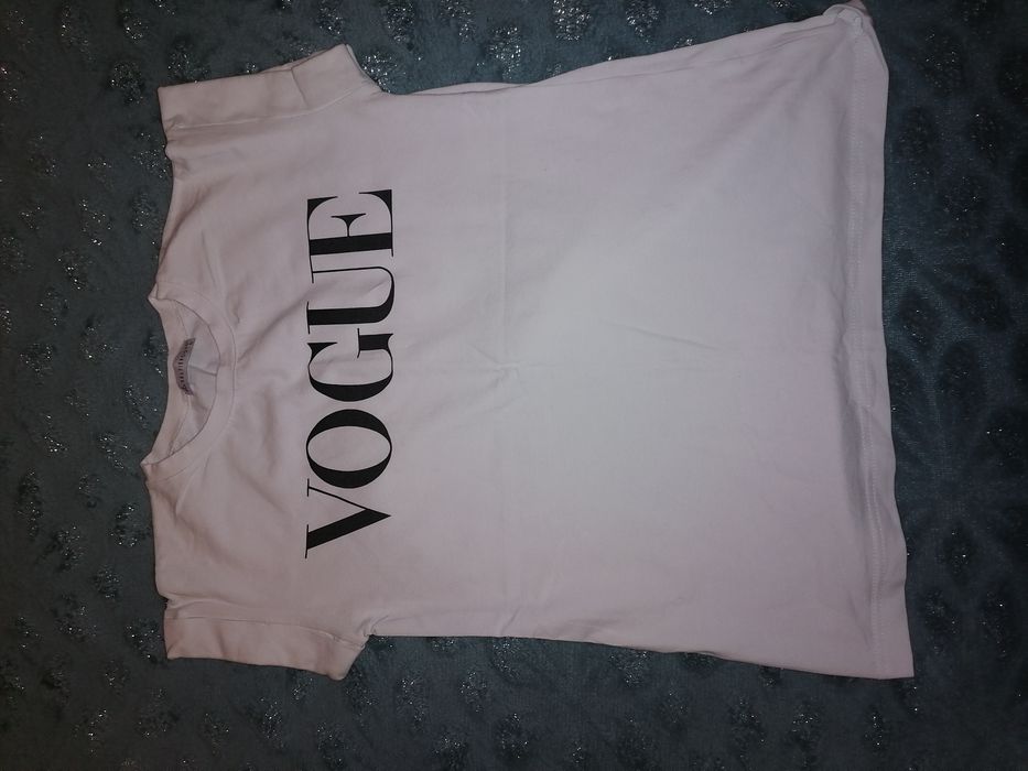 Vogue t-shirt selfieroom