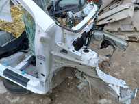 Ćwiartka Prawa Podłużnica Toyota Yaris III Lift 040 Wysyłka