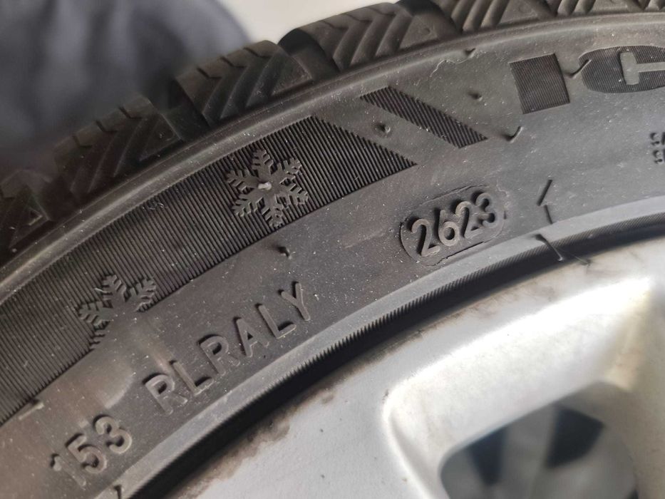 Koła oryginalne SEAT Toledo 4 5x100 R16 rozmiar 215/45 dot 3823