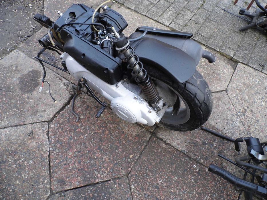 SILNIK PIAGGIO TPH NEW FLY 50 2T  sr motard sportcity gwar 4 tys km