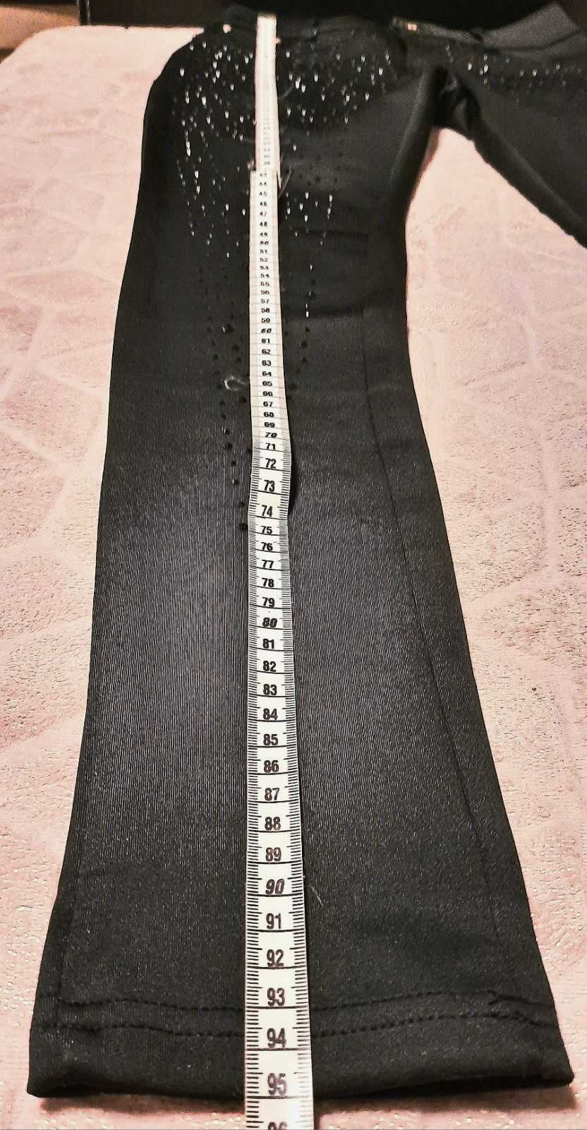 Ефектні стрейчеві чорні брюки із чорними стразами, XS-S