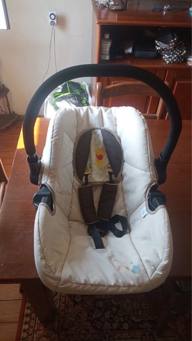 Conjunto carrinho de bebé e babycoques