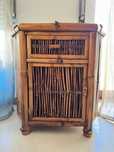 Mesa de cabeceira em Bambu