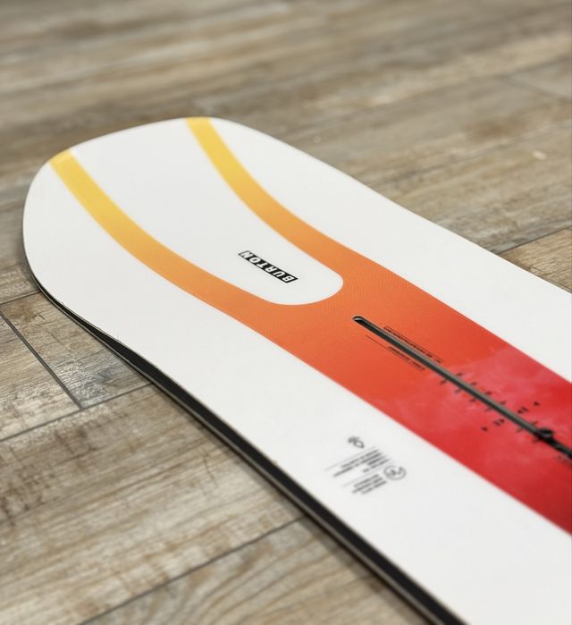 Burton Custom Camber 162 cm – model 2024 – stan idealny
