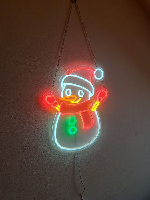 Neon LED Bałwanek ozdoba świąteczna z pilotem i kablem USB