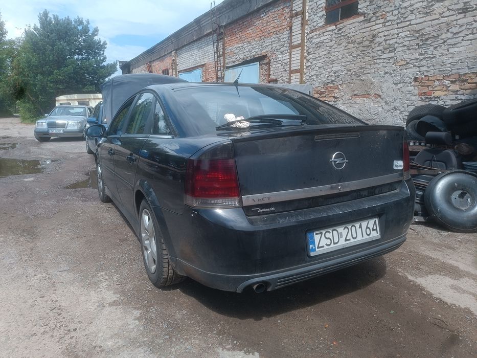 Opel Vectra C przedlift GTS hokej dokładka zderzaka lotka spojler tył