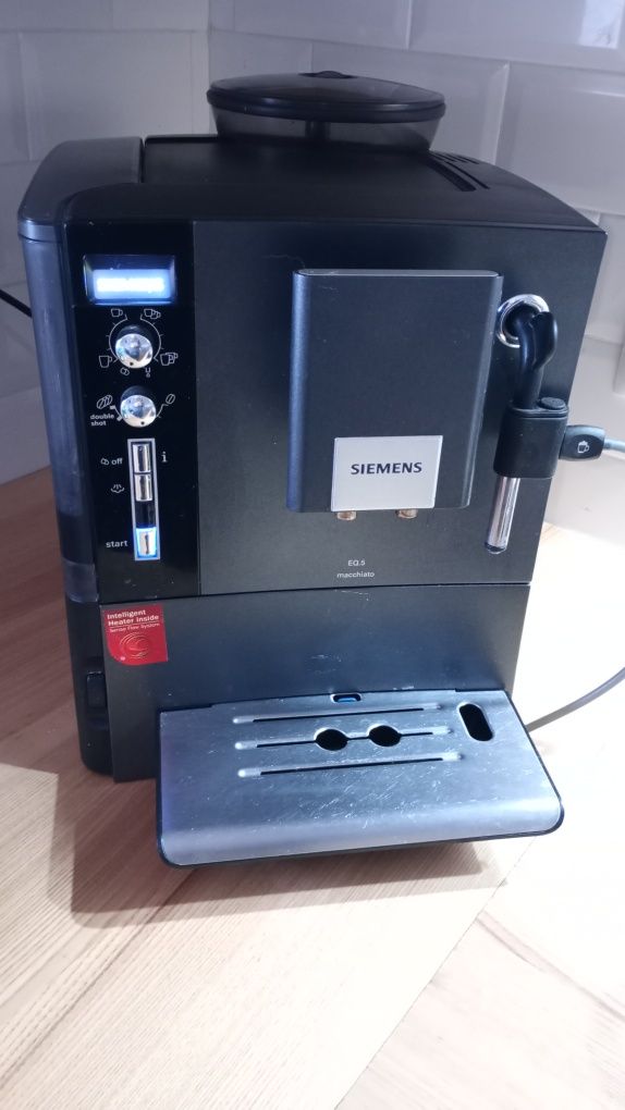 Ekspres Siemens EQ 5 Macchiato automatyczny