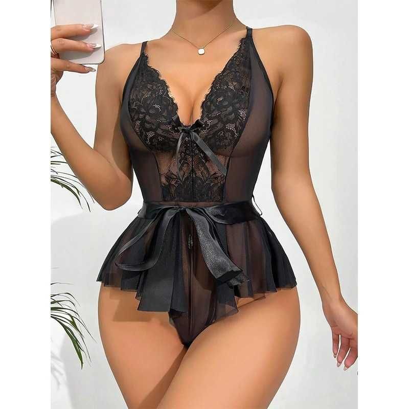 przezroczyste body jednoczęściowe z wycięciami sznurowane czarne XL