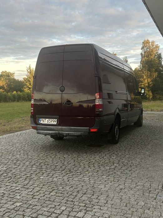 Wypożyczalnia wynajem busów aut dostawczych