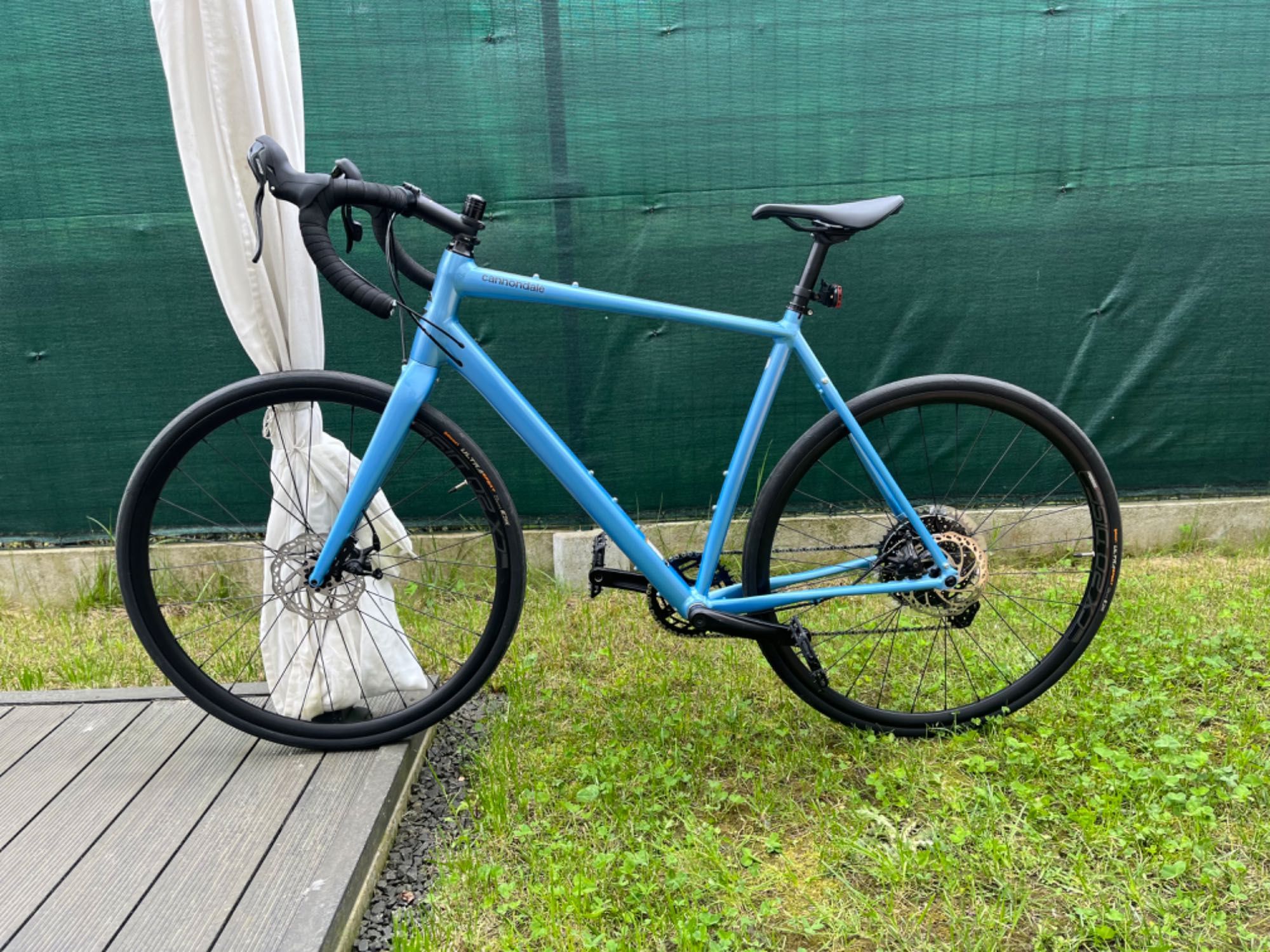 Rower gravel Cannondale topstone 4