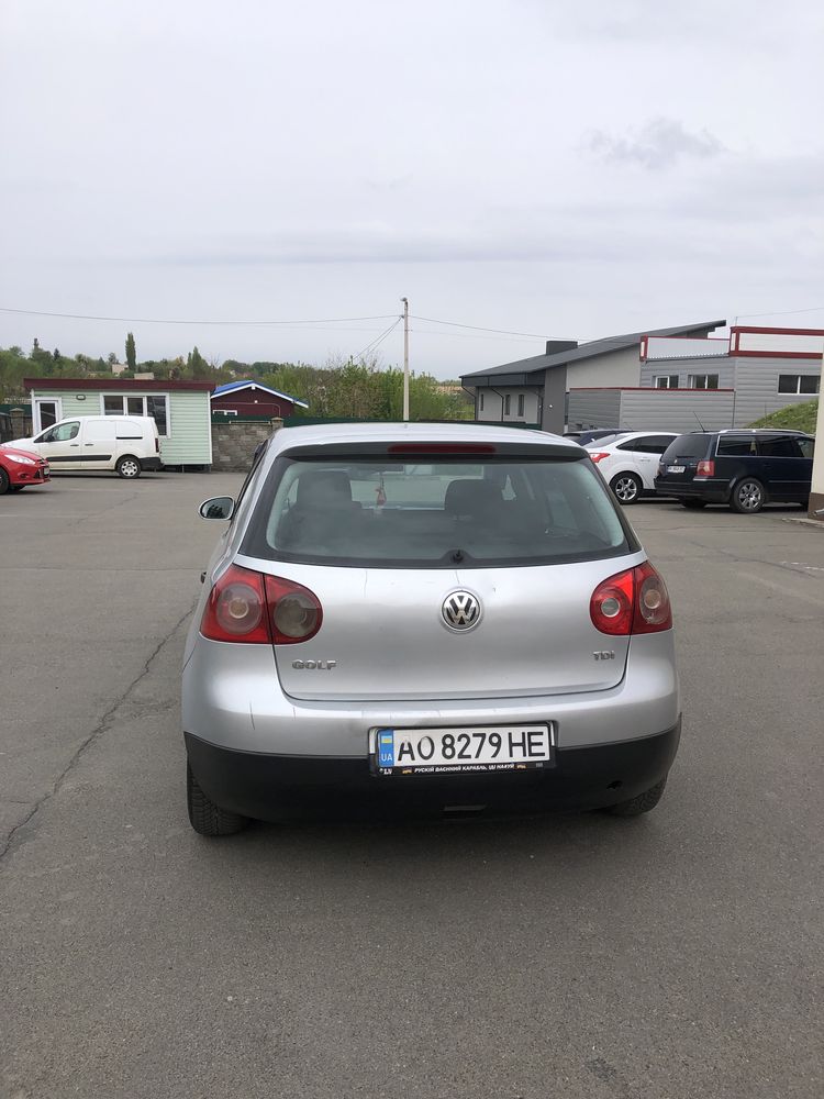 Volkswagen golf 5 1.9