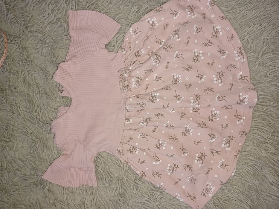 Sukienki dla dziewczyki