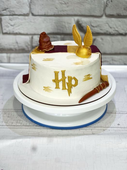 Торт на замовлення, бенто торт, капкейки, трайфли