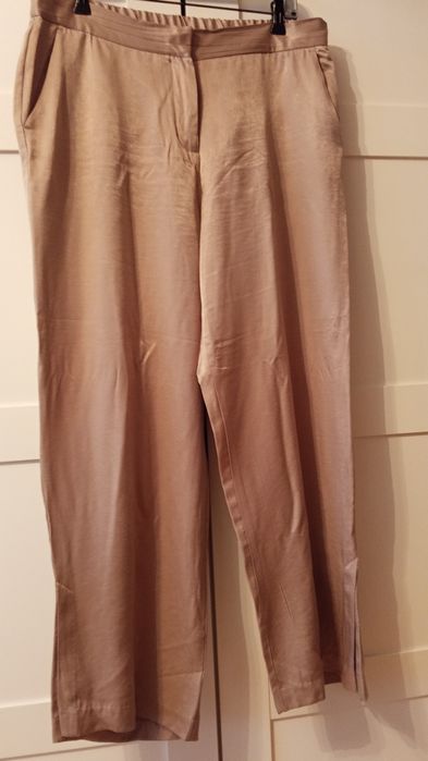 Spodnie satynowe Bonprix rozm 42