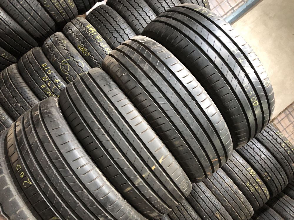 225/55R18 Bridgestone 4-шт 21г Шиномонтаж-Protector