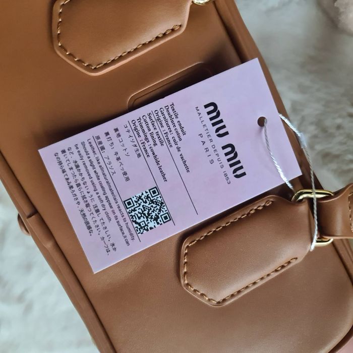 Torebka MiuMiu miu miu brazowa kuferek damski