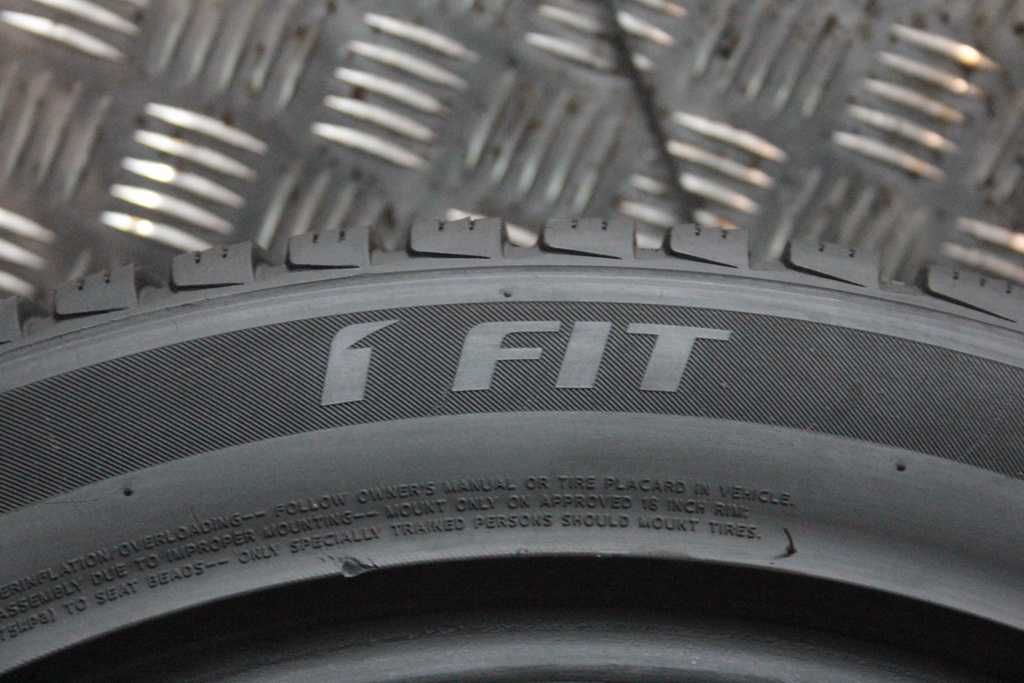 245/45/18 Laufen i Fit 245/45 R18 100V 7mm