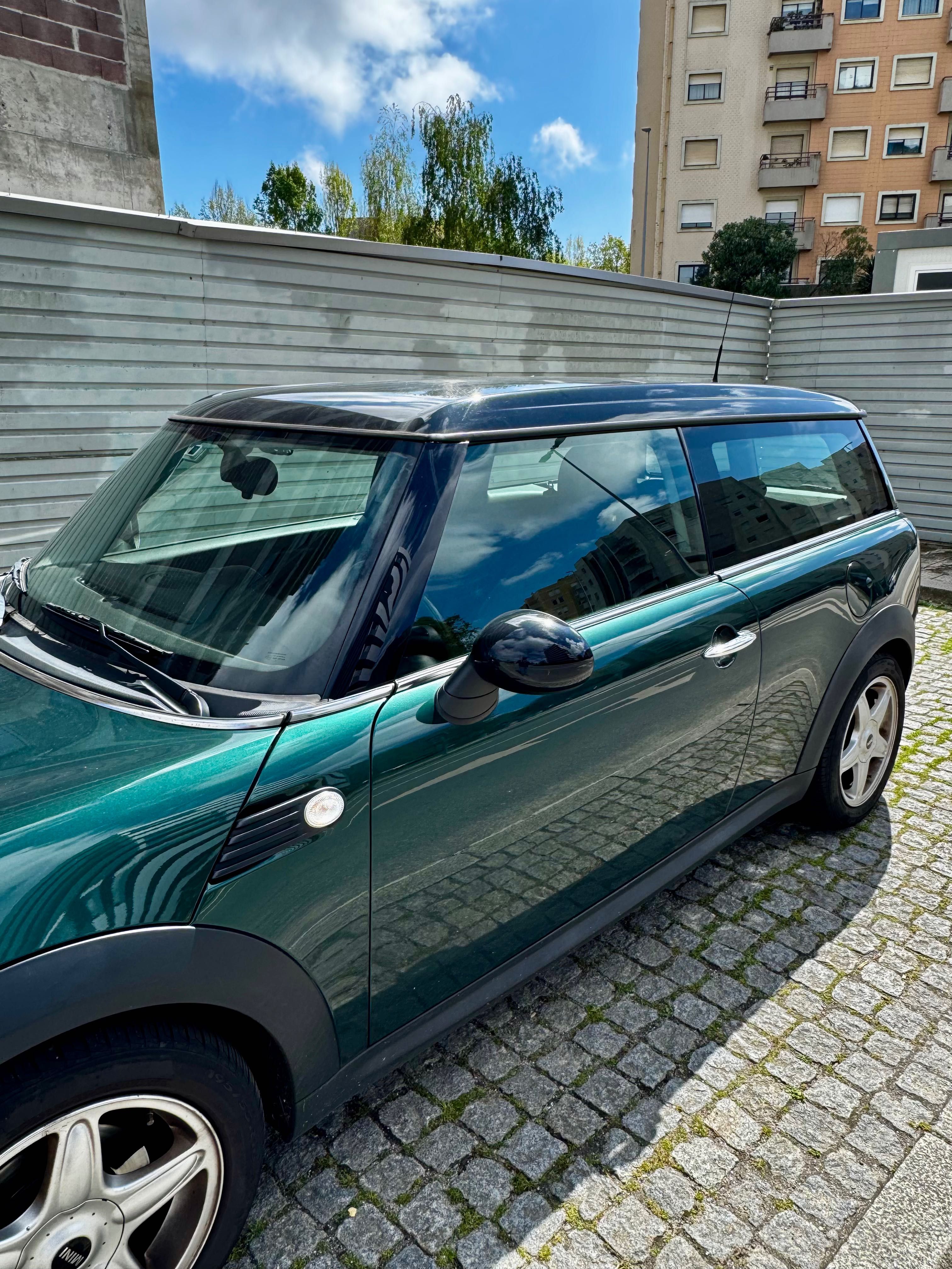 MINI Clubman Cooper D (British racing green)