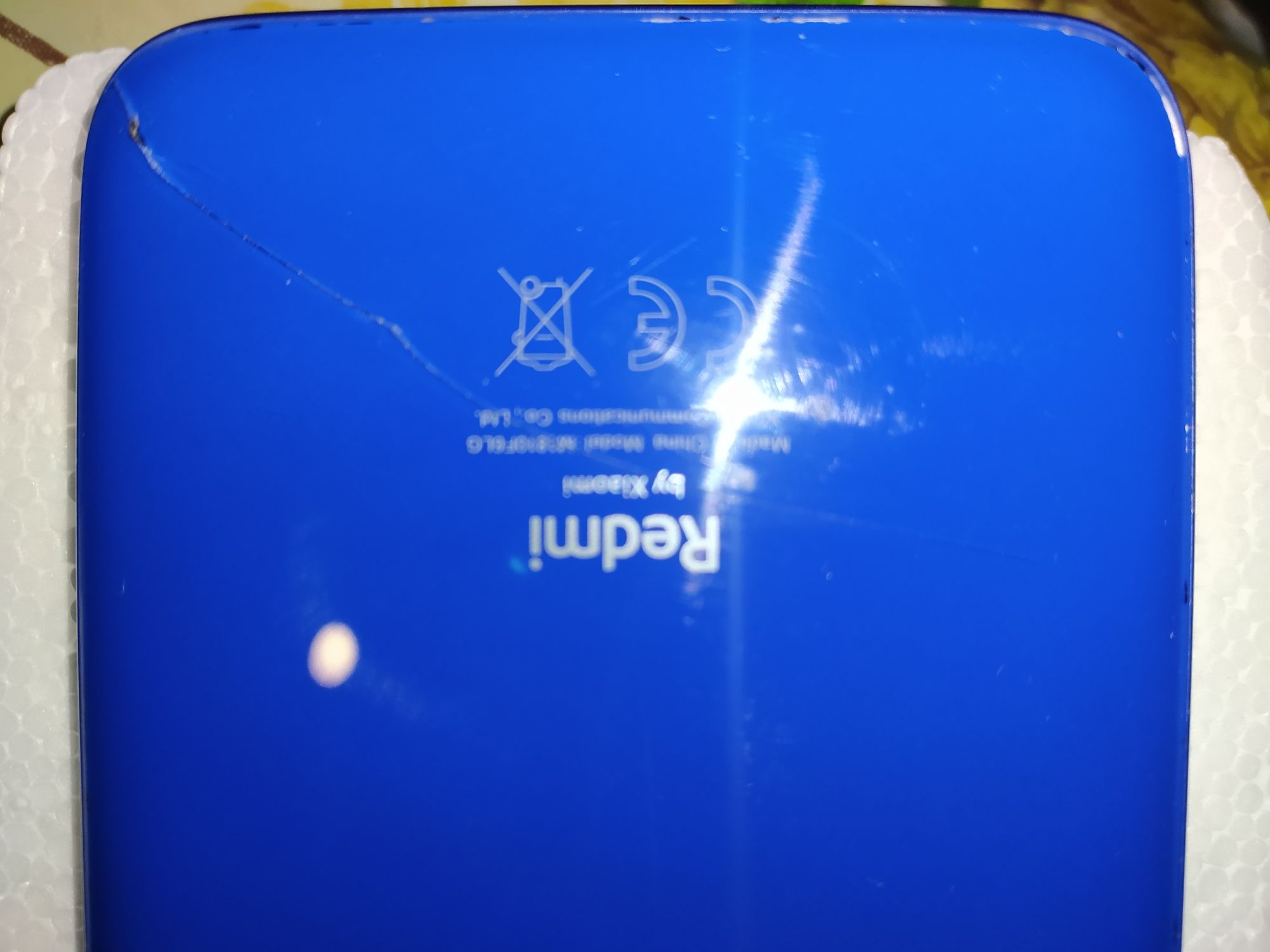 Хороший телефон,Xiaomi redmi 7,3/32