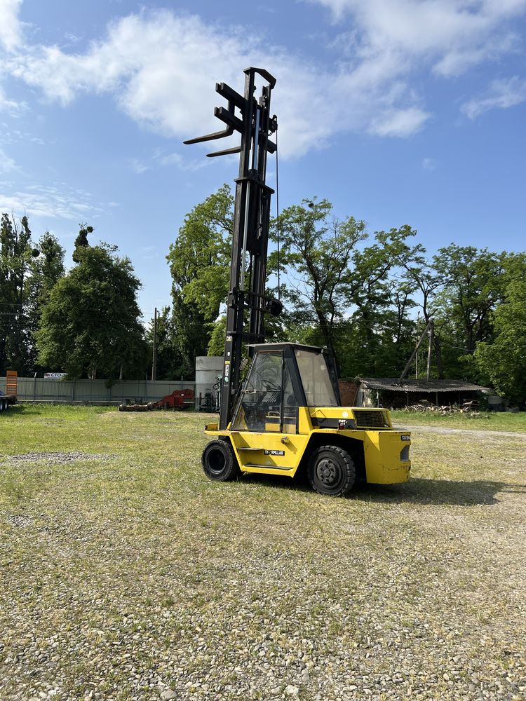 Навантажувач CAT V155B