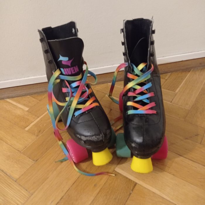 Regulowane wrotki Raven 35-38 czarne