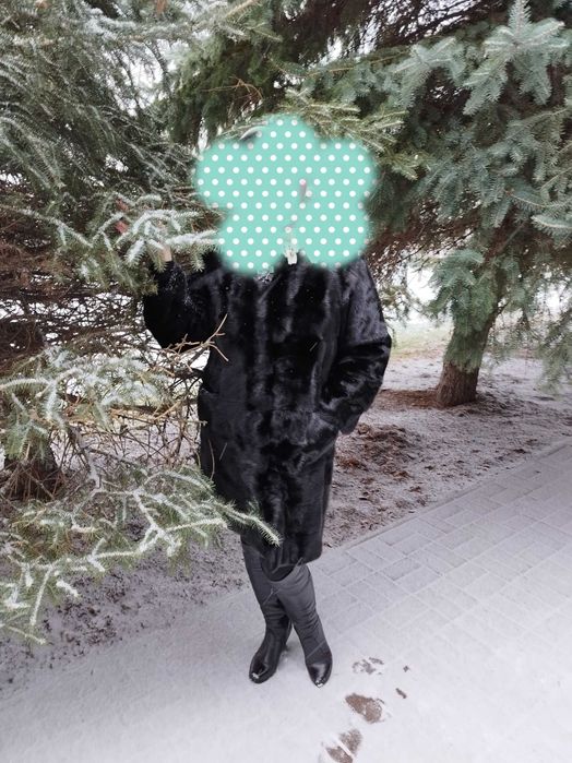 Одяг жіночий. Розмір 48