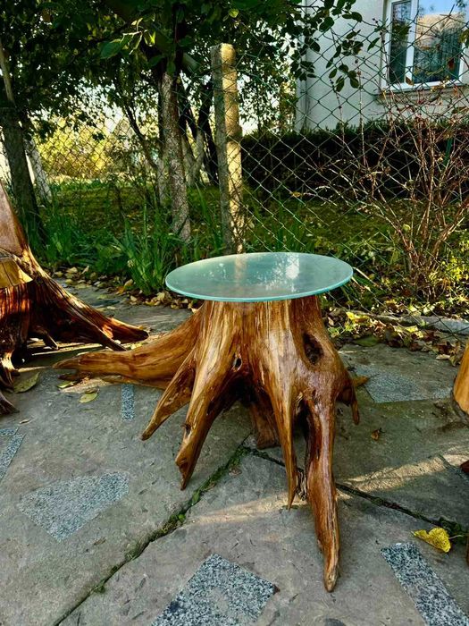 Декоративні вироби з дубових пнів і коренів