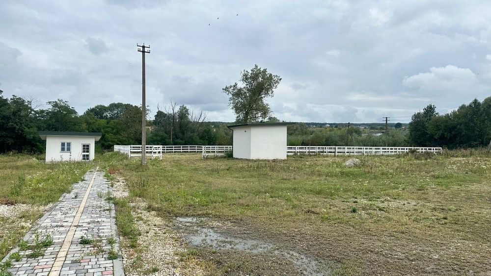 Продаж унікальної нерухомості неподалік Івано-Франківська