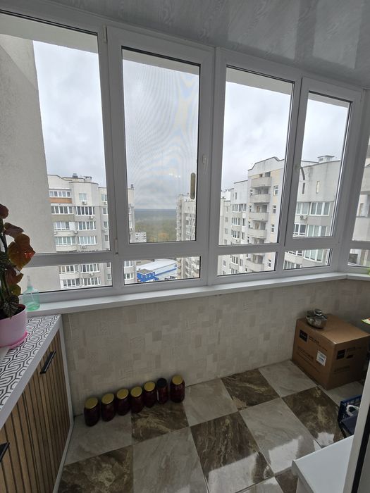 Продаж 3 кімнатної 107,8м2 квартири з трьома балконами ЖК Коцюбинський