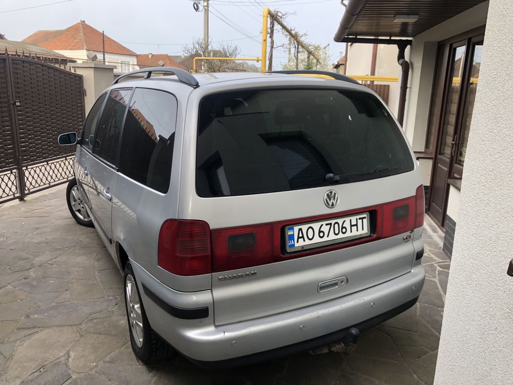 Продам volkswagen sharan 1.9