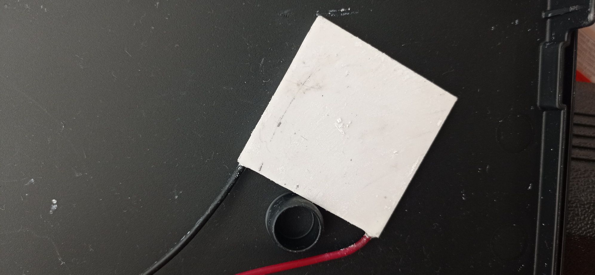 Módulo termoeléctrico PELTIER completo, e motores DC