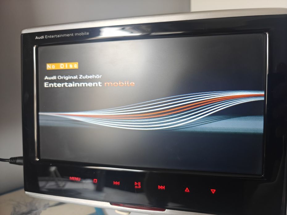 Audi Entertainment Mobile monitory