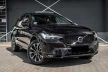 Volvo XC 60 VAT23 / Hak / Panorama / Harman / 174796 netto