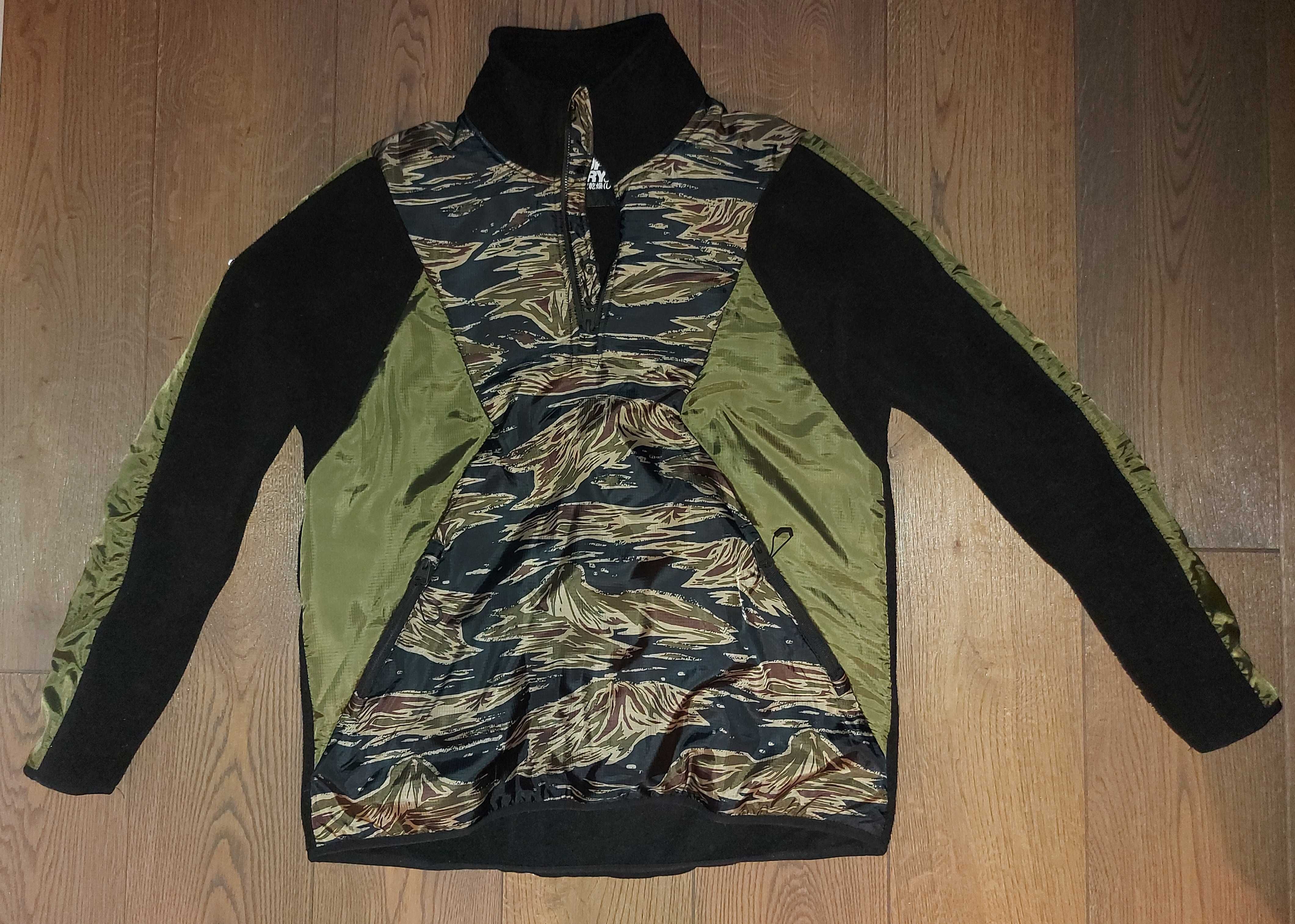 Nowa bluza kangurka moro kamuflaż Superdry M.