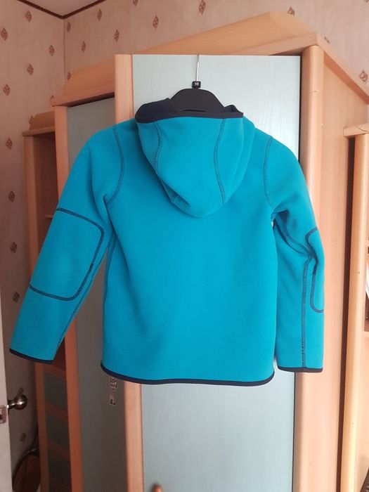 Куртка двустороння флисова  decathlon tribord...125-132см