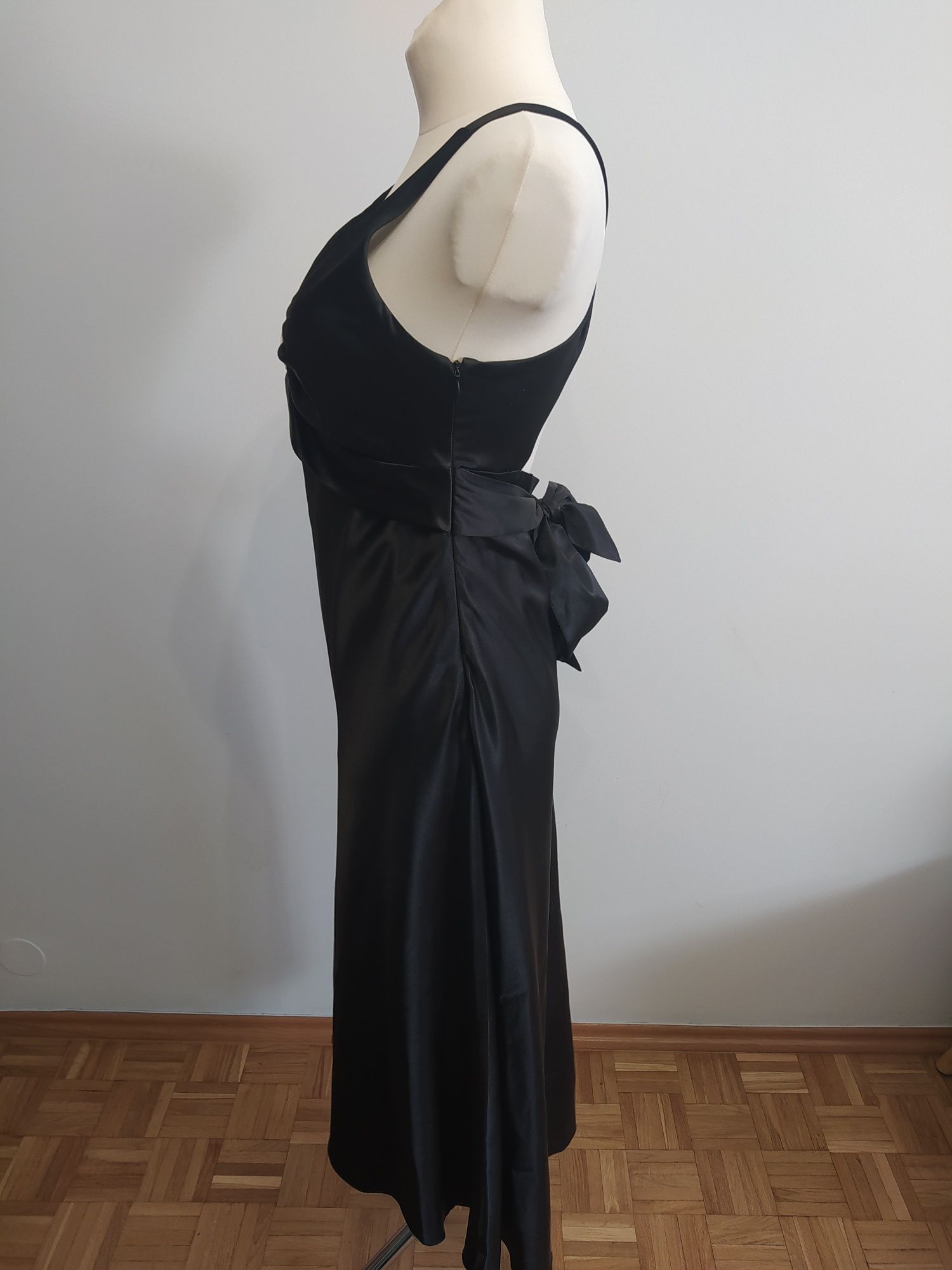 Czarna satynowa sukienka Studniówka, karnawał, wesele