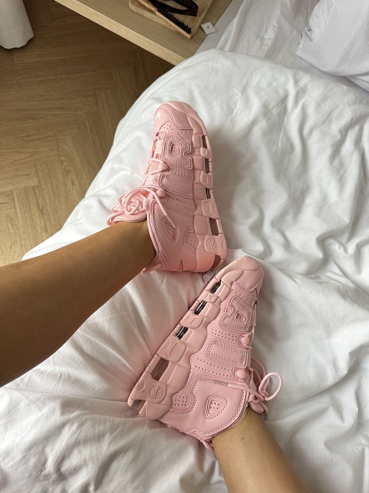 Nike Uptempo Pink