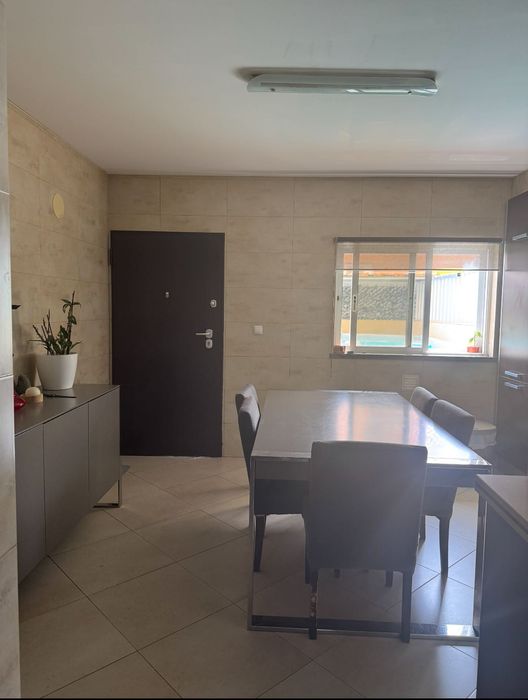 Oportunidade Moradia T3 + 1 na Quinta do Conde