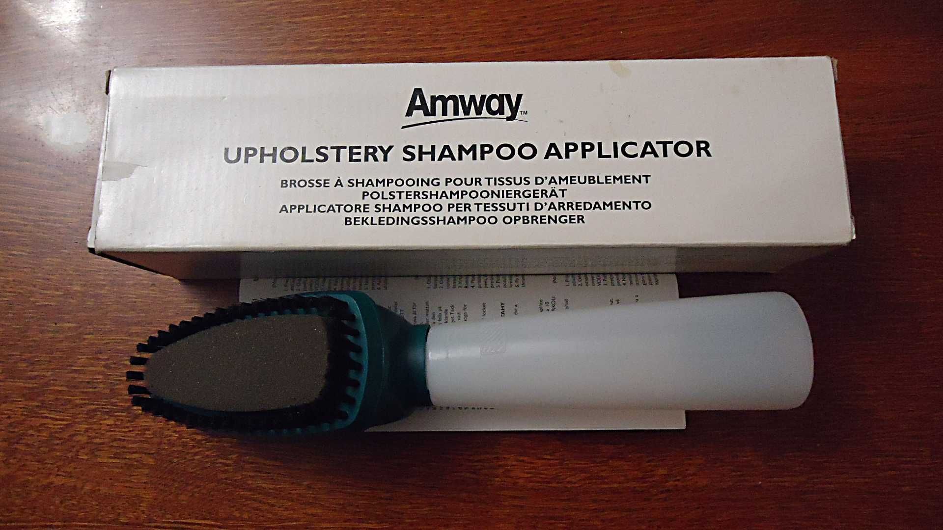 Amway (США). Щётка для чистки обивочных тканей и ковров, новая