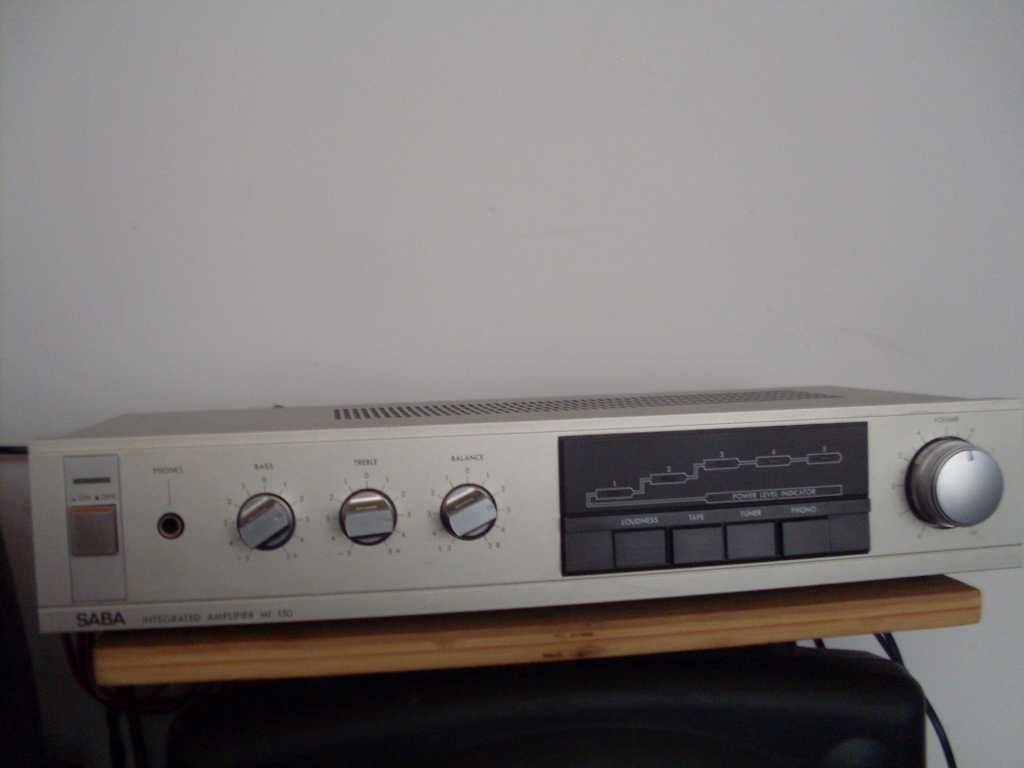 Wzmacniacz stereo Saba.
