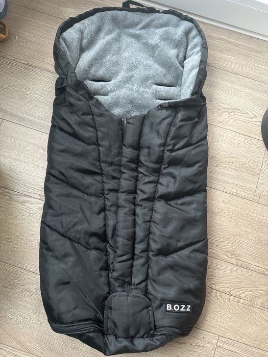 Śpiworek do gondoli i fotelika BOZZ