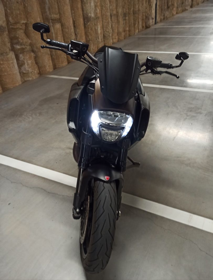 Ducati Diavel 1200 Carbon